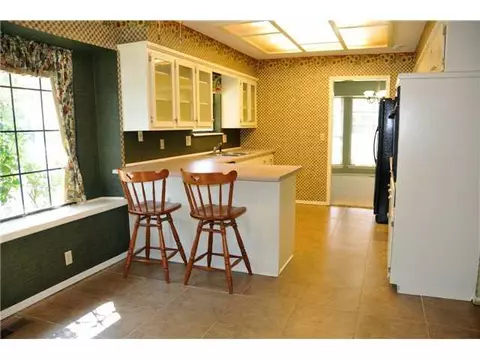 13000 Red Eagle Pass, Edmond, OK 73013 photo 8