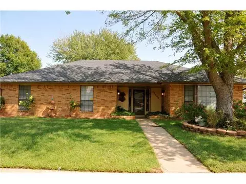 13000 Red Eagle Pass, Edmond, OK 73013 photo 1
