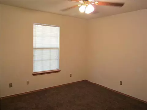 105 E Himes St, Norman, OK 73069 photo 7