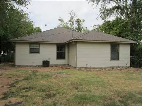 105 E Himes St, Norman, OK 73069 photo 12