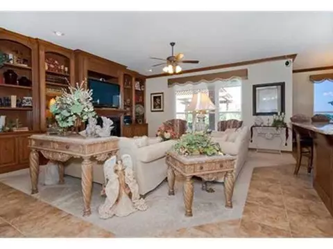 111 Whispering Lakes Dr, Tuttle, OK 73089 photo 5