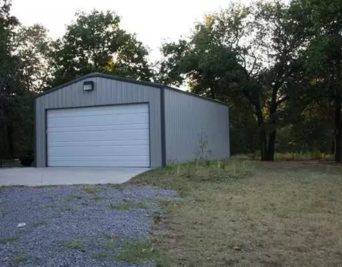 28 Horseshoe Ln, Mcloud, OK 74851 photo 2