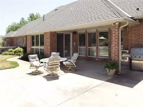 2601 Summit Dr, Edmond, OK 73034 photo 17