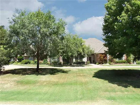 2601 Summit Dr, Edmond, OK 73034 photo 1