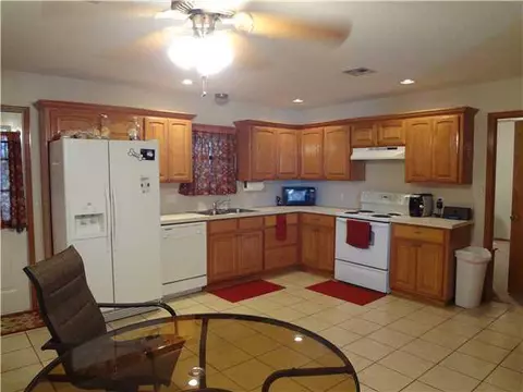 824 19th St, Moore, OK 73160 photo 3