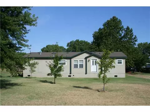 12341 Spring Meadows Rd, Yukon, OK 73099 photo 2