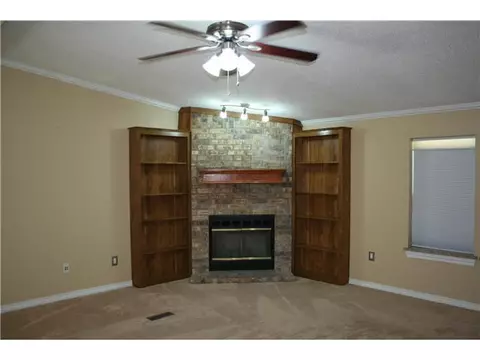 12341 Spring Meadows Rd, Yukon, OK 73099 photo 4