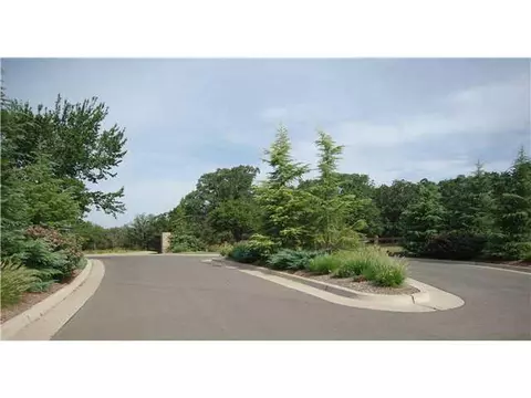 2801 Spring Crest Cir, Edmond, OK 73049 photo 3