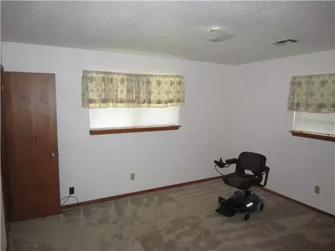 3724 N Bryan Ave, Bethany, OK 73008 photo 5