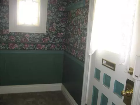 424 E Logan, Guthrie, OK 73044 photo 2