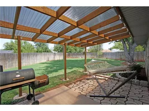 319 Elder Ln, Mustang, OK 73064 photo 15
