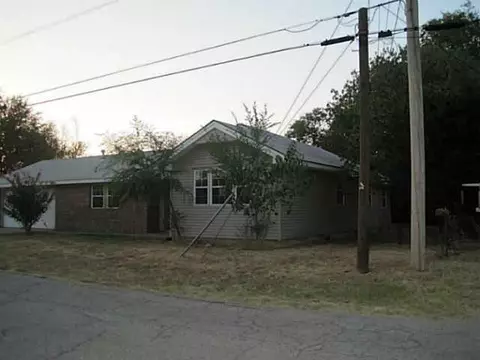 609 E Park St, Tecumseh, OK 74873 photo 16