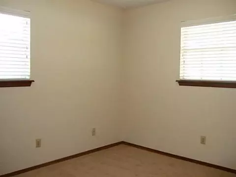 402 Beacon Ave, Norman, OK 73071 photo 17
