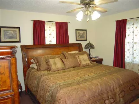 10 Shady Grove Rd, Mcloud, OK 74851 photo 11