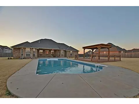 4316 Ruby Ave, Yukon, OK 73099 photo 1