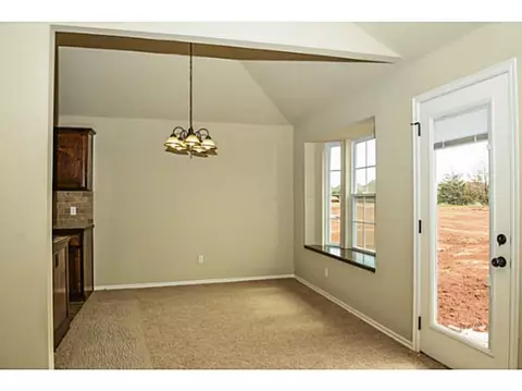 414 Tecumseh Meadows Ct, Norman, OK 73069 photo 6