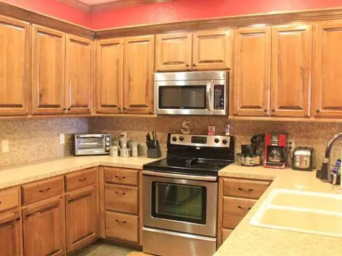 1101 Falling Leaf Ter, Moore, OK 73160 photo 7