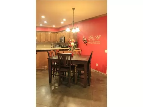 1101 Falling Leaf Ter, Moore, OK 73160 photo 6