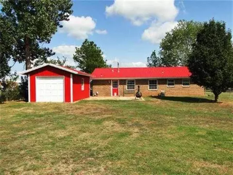 104 Pickard Dr, Mcloud, OK 74851 photo 19