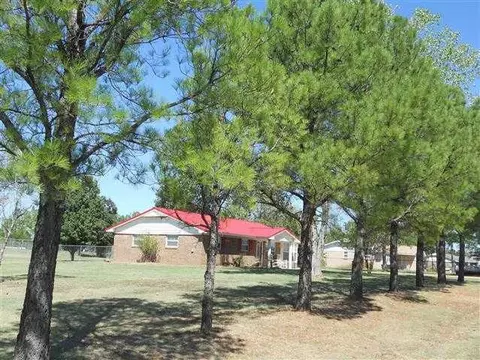 104 Pickard Dr, Mcloud, OK 74851 photo 4