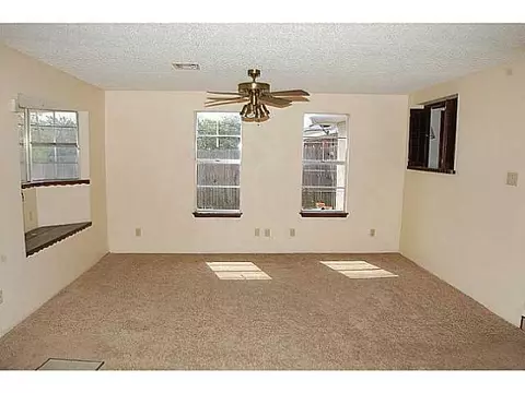 404 Rock Pl, Moore, OK 73160 photo 7