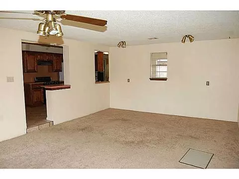 404 Rock Pl, Moore, OK 73160 photo 8