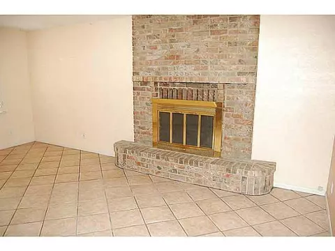 404 Rock Pl, Moore, OK 73160 photo 6