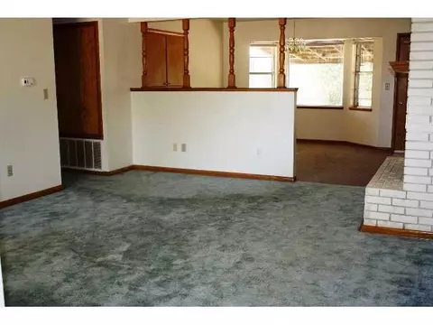 818 Mimosa Dr, Watonga, OK 73772 photo 2