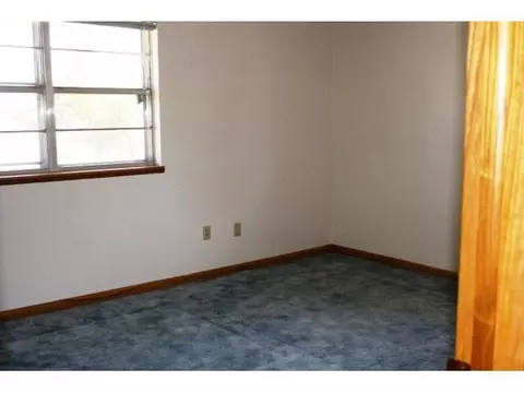 818 Mimosa Dr, Watonga, OK 73772 photo 5