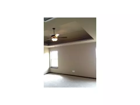 3013 Brookstone Ct, Moore, OK 73160 photo 8
