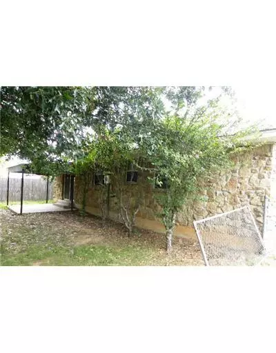 119 Folsom Dr, Mcloud, OK 74851 photo 2