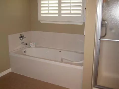 4305 Nugget Ln, Tuttle, OK 73089 photo 12