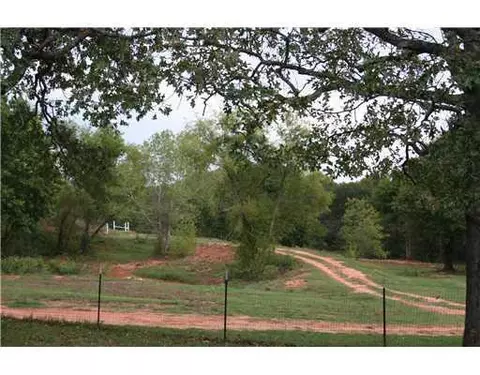 6832 N Pottawatomie Rd, Harrah, OK 73045 photo 6