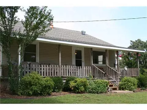 6832 N Pottawatomie Rd, Harrah, OK 73045 photo 1