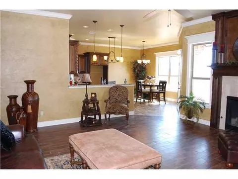 19000 Pinehurst Trail Dr, Edmond, OK 73012 photo 3