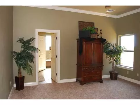 19000 Pinehurst Trail Dr, Edmond, OK 73012 photo 9