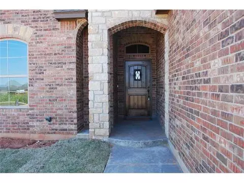 19000 Pinehurst Trail Dr, Edmond, OK 73012 photo 2