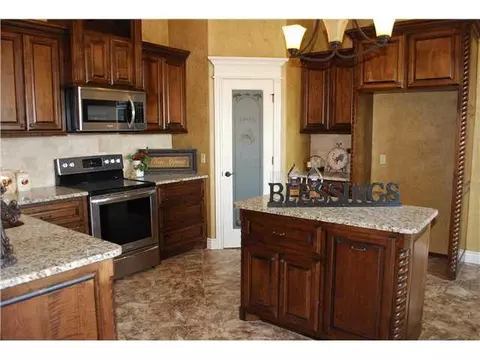 19000 Pinehurst Trail Dr, Edmond, OK 73012 photo 6