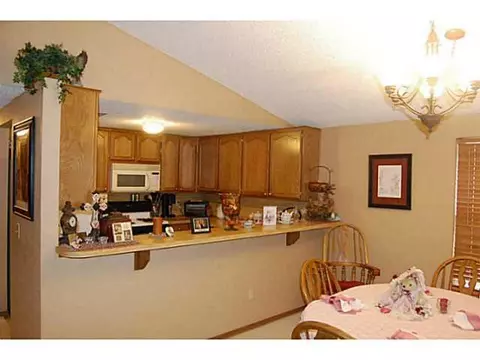 2109 Parkview Dr, Moore, OK 73170 photo 8