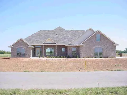 4603 Pikeys Trl, Tuttle, OK 73089 photo 1