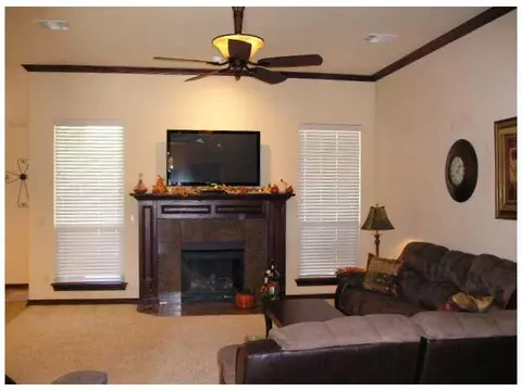 4607 Creekside Dr, Tuttle, OK 73089 photo 7