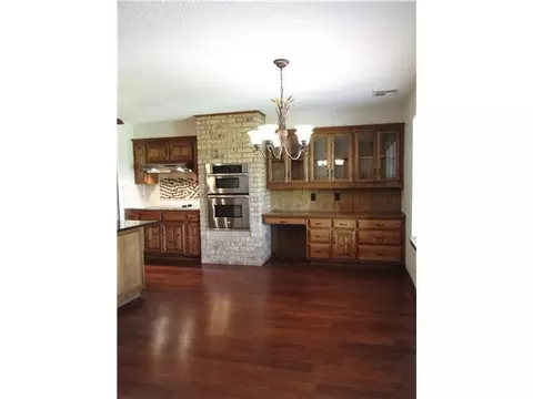 11508 Hackney Ln, Yukon, OK 73099 photo 6