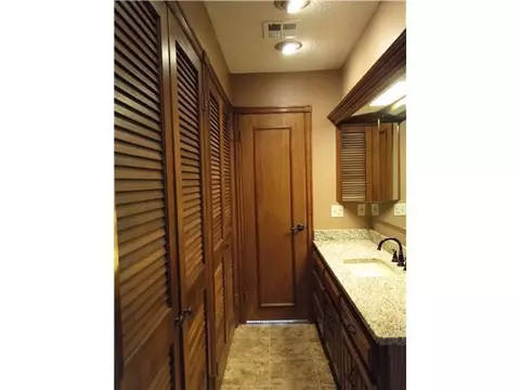 11508 Hackney Ln, Yukon, OK 73099 photo 13