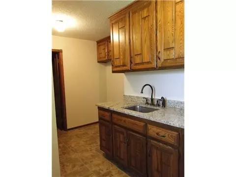 11508 Hackney Ln, Yukon, OK 73099 photo 19