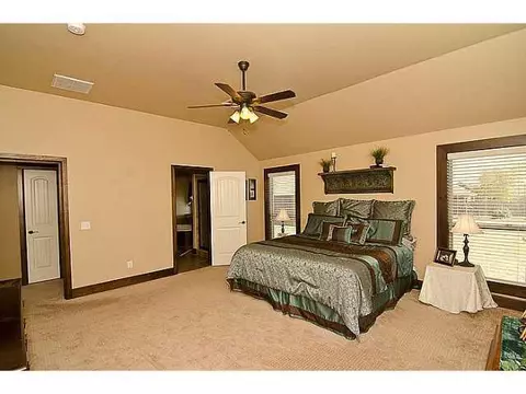 3860 Daniel Ct, Norman, OK 73072 photo 10