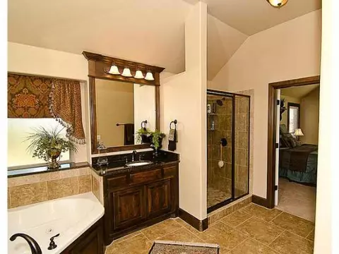 3860 Daniel Ct, Norman, OK 73072 photo 12