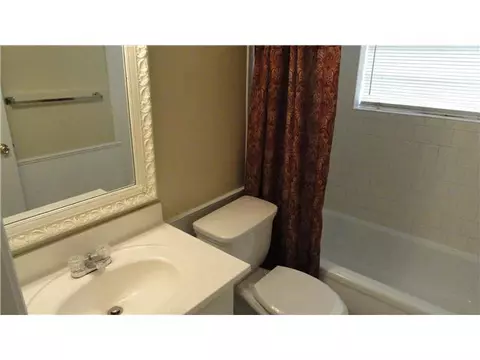 1213 Cavalier St, Moore, OK 73160 photo 8