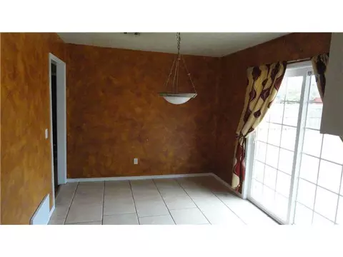 1213 Cavalier St, Moore, OK 73160 photo 5