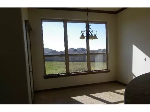 4610 Riverside Dr, Tuttle, OK 73089 photo 4