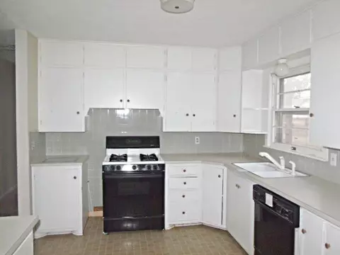 1411 N 7th St, Perry, OK 73077 photo 9